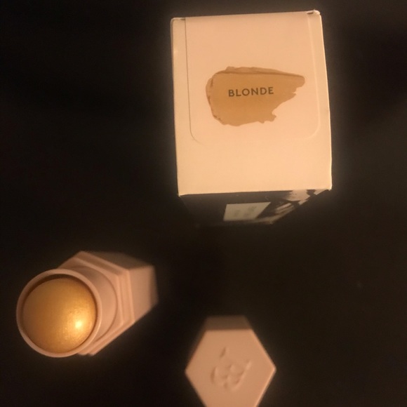 NEW FENTY BEAUTY Match Stix Shimmer Skinstick - Picture 5 of 5